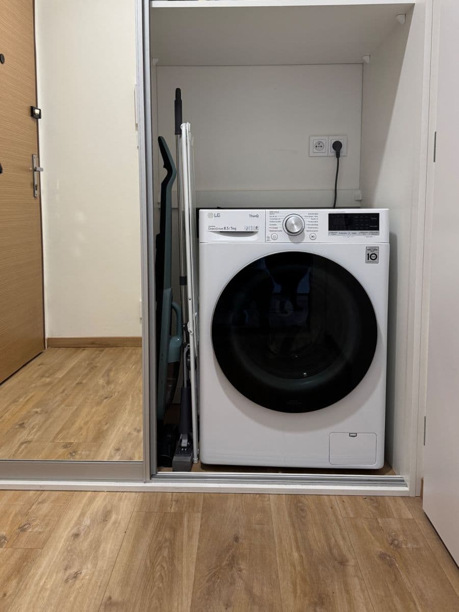 Pronájem bytu 1+kk 32 m², Rakovského, Praha, Praha Pronájem bytu 1+kk 32 m², Rakovského, Praha, Praha