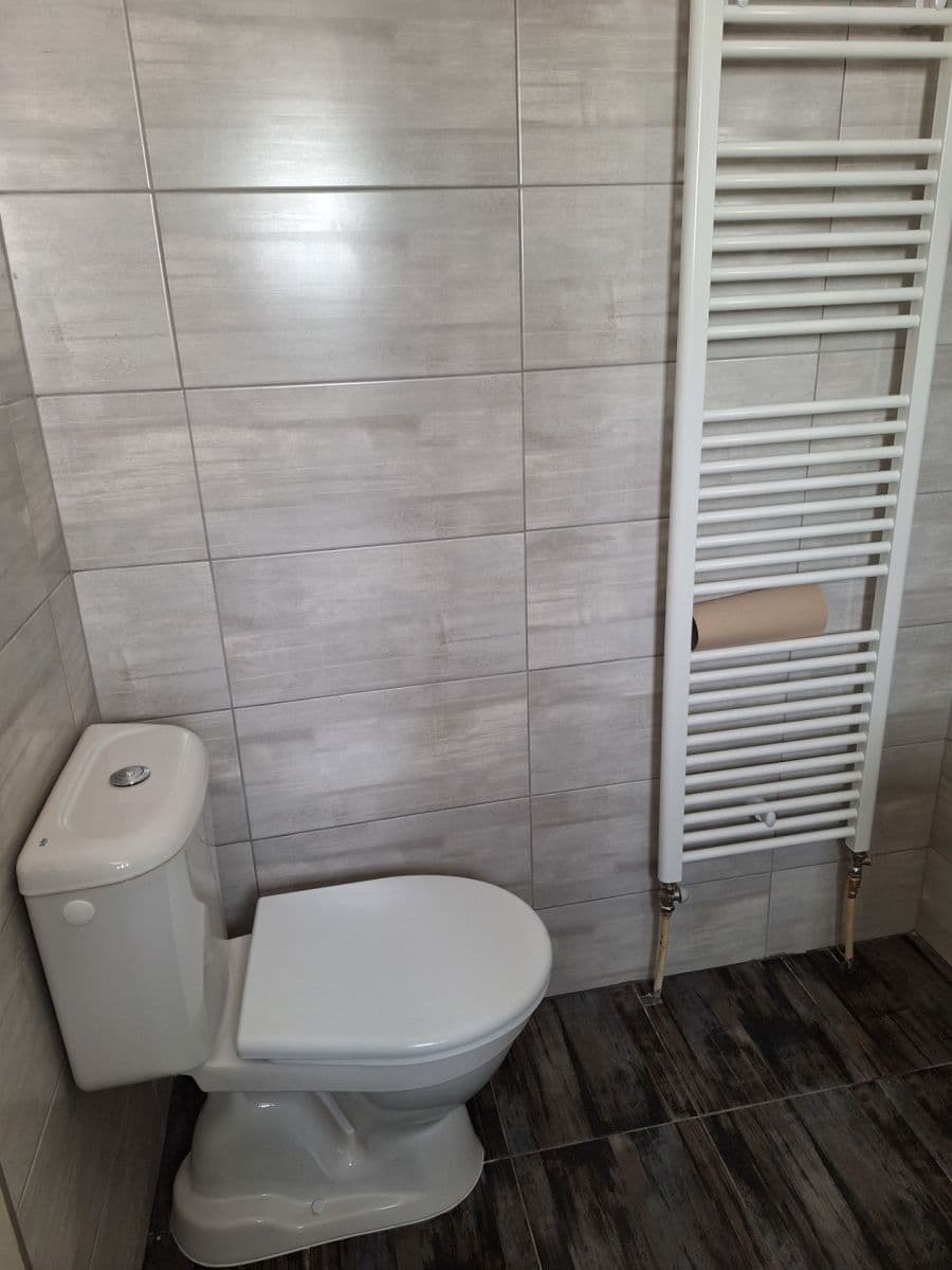 Pronájem bytu 2+1 37 m², Úhonická, Jeneč, Středočeský kraj Pronájem bytu 2+1 37 m², Úhonická, Jeneč, Středočeský kraj