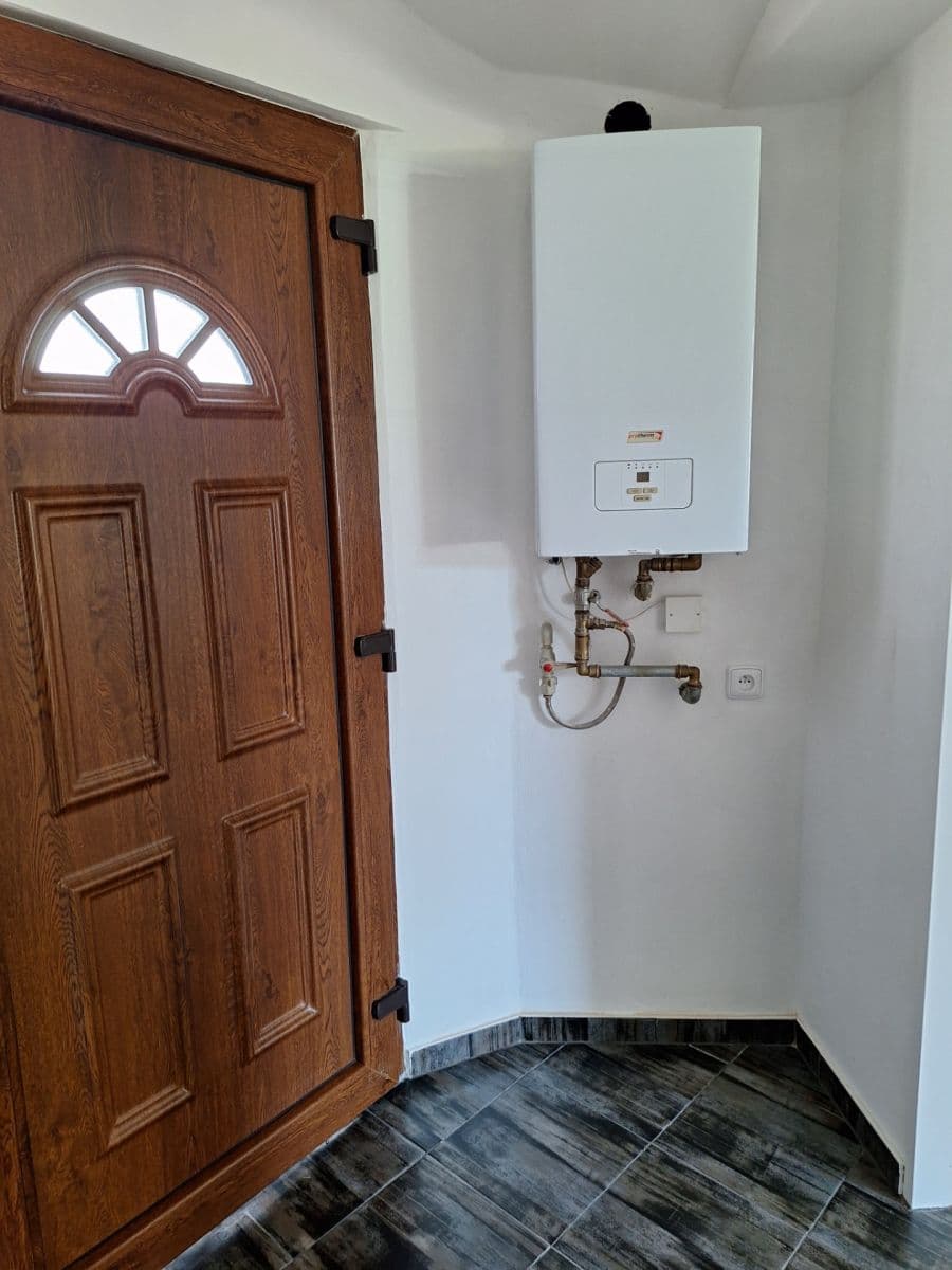 Pronájem bytu 2+1 37 m², Úhonická, Jeneč, Středočeský kraj Pronájem bytu 2+1 37 m², Úhonická, Jeneč, Středočeský kraj