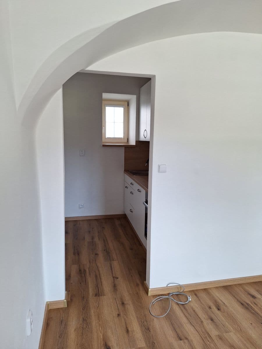 Pronájem bytu 2+1 37 m², Úhonická, Jeneč, Středočeský kraj Pronájem bytu 2+1 37 m², Úhonická, Jeneč, Středočeský kraj
