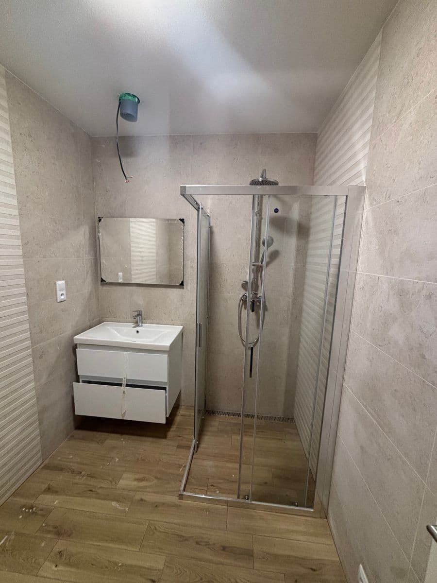 Pronájem bytu 3+kk 65 m², Hněvotín, Olomoucký kraj Pronájem bytu 3+kk 65 m², Hněvotín, Olomoucký kraj