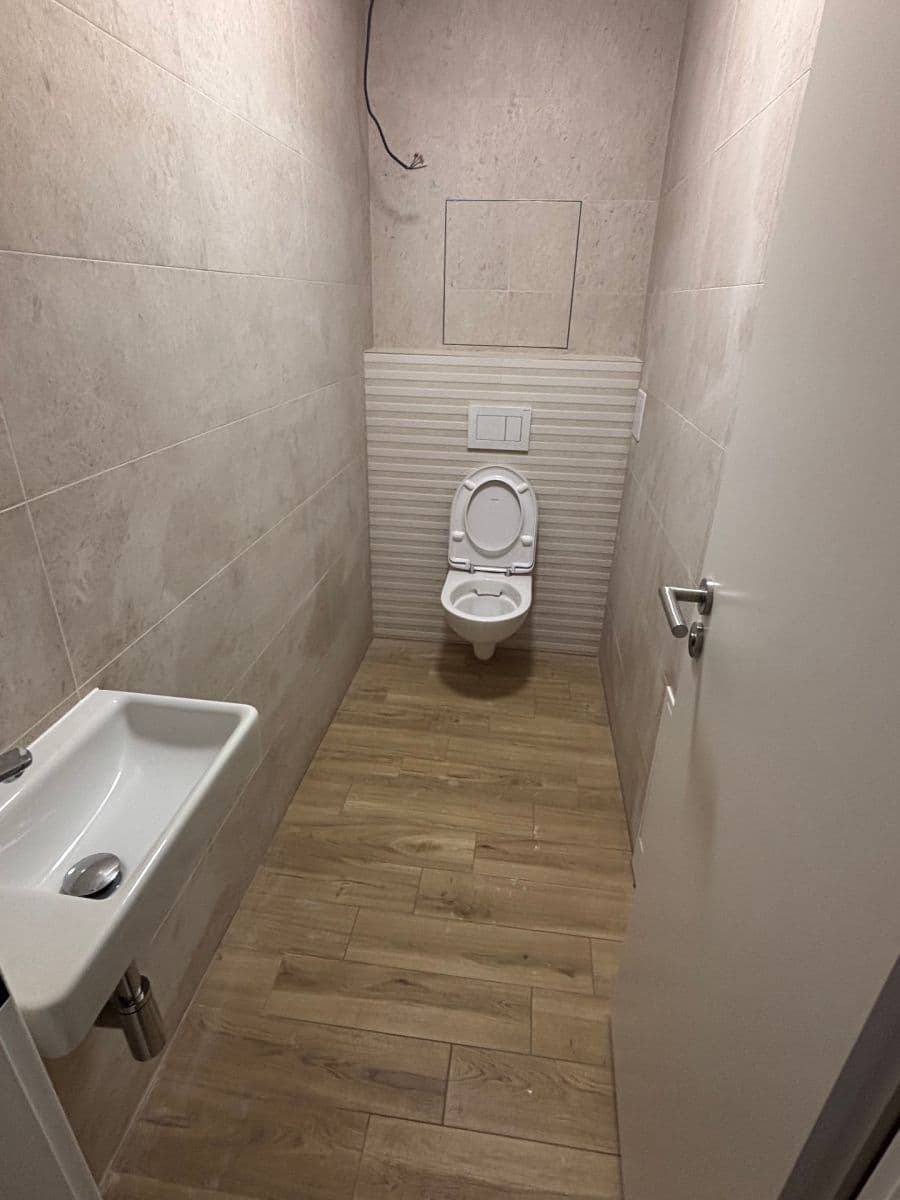 Pronájem bytu 3+kk 65 m², Hněvotín, Olomoucký kraj Pronájem bytu 3+kk 65 m², Hněvotín, Olomoucký kraj