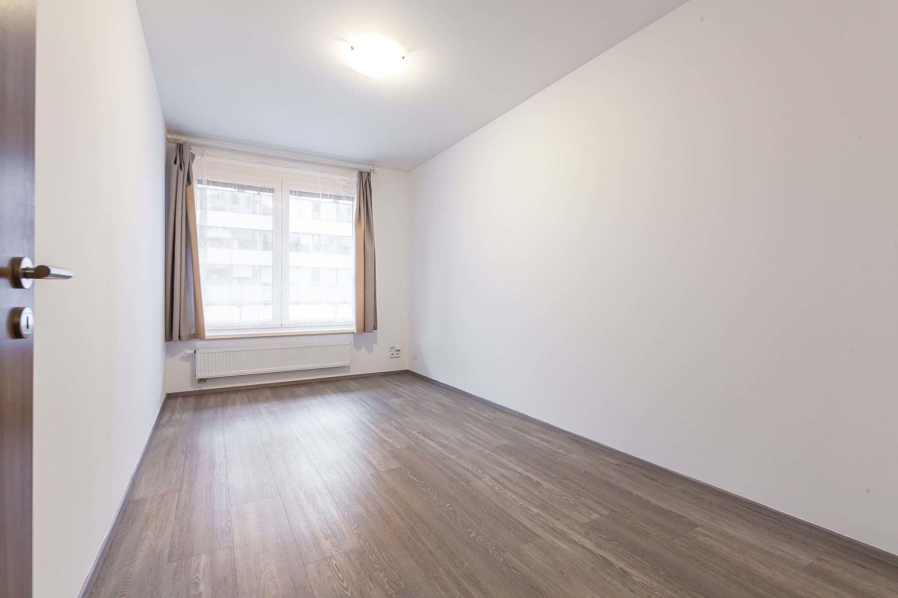 Prodej bytu 2+kk 50 m², náměstí Junkových, Praha, Praha Prodej bytu 2+kk 50 m², náměstí Junkových, Praha, Praha