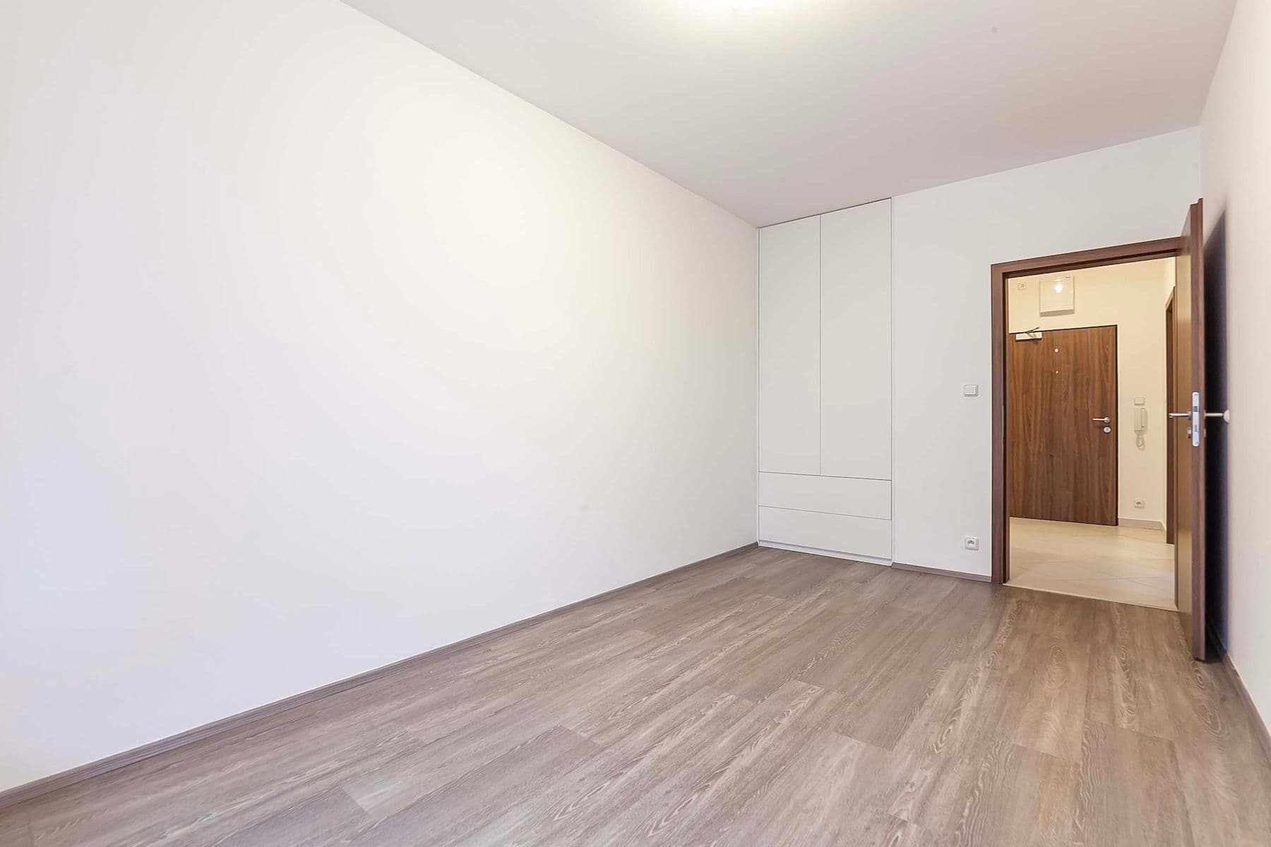 Prodej bytu 2+kk 50 m², náměstí Junkových, Praha, Praha Prodej bytu 2+kk 50 m², náměstí Junkových, Praha, Praha