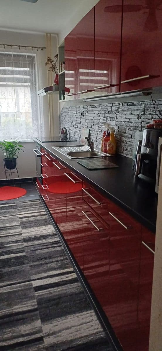 Prodej domu 373 m², pozemek 646 m², Vratislava Šantrocha, Rovensko pod Troskami, Liberecký kraj Prodej domu 373 m², pozemek 646 m², Vratislava Šantrocha, Rovensko pod Troskami, Liberecký kraj