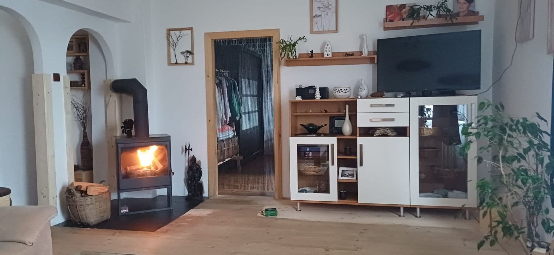 Prodej domu 373 m², pozemek 646 m², Vratislava Šantrocha, Rovensko pod Troskami, Liberecký kraj Prodej domu 373 m², pozemek 646 m², Vratislava Šantrocha, Rovensko pod Troskami, Liberecký kraj