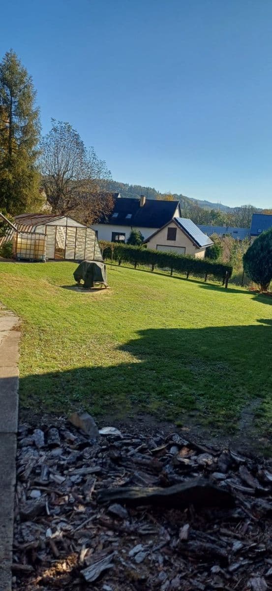 Prodej domu 373 m², pozemek 646 m², Vratislava Šantrocha, Rovensko pod Troskami, Liberecký kraj Prodej domu 373 m², pozemek 646 m², Vratislava Šantrocha, Rovensko pod Troskami, Liberecký kraj