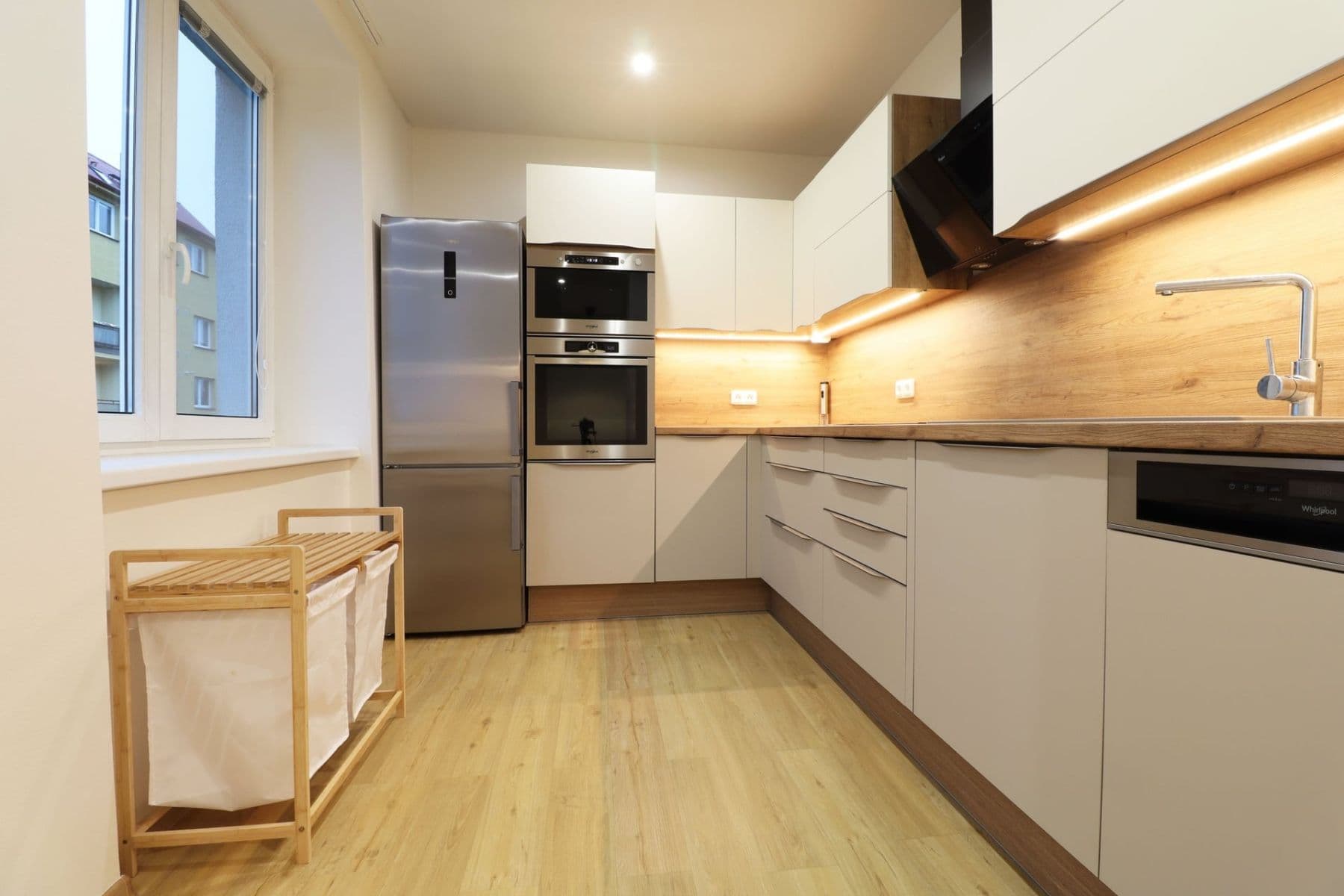 Pronájem bytu 2+kk 50 m², Sídliště, Brandýs nad Labem-Stará Boleslav, Středočeský kraj Pronájem bytu 2+kk 50 m², Sídliště, Brandýs nad Labem-Stará Boleslav, Středočeský kraj