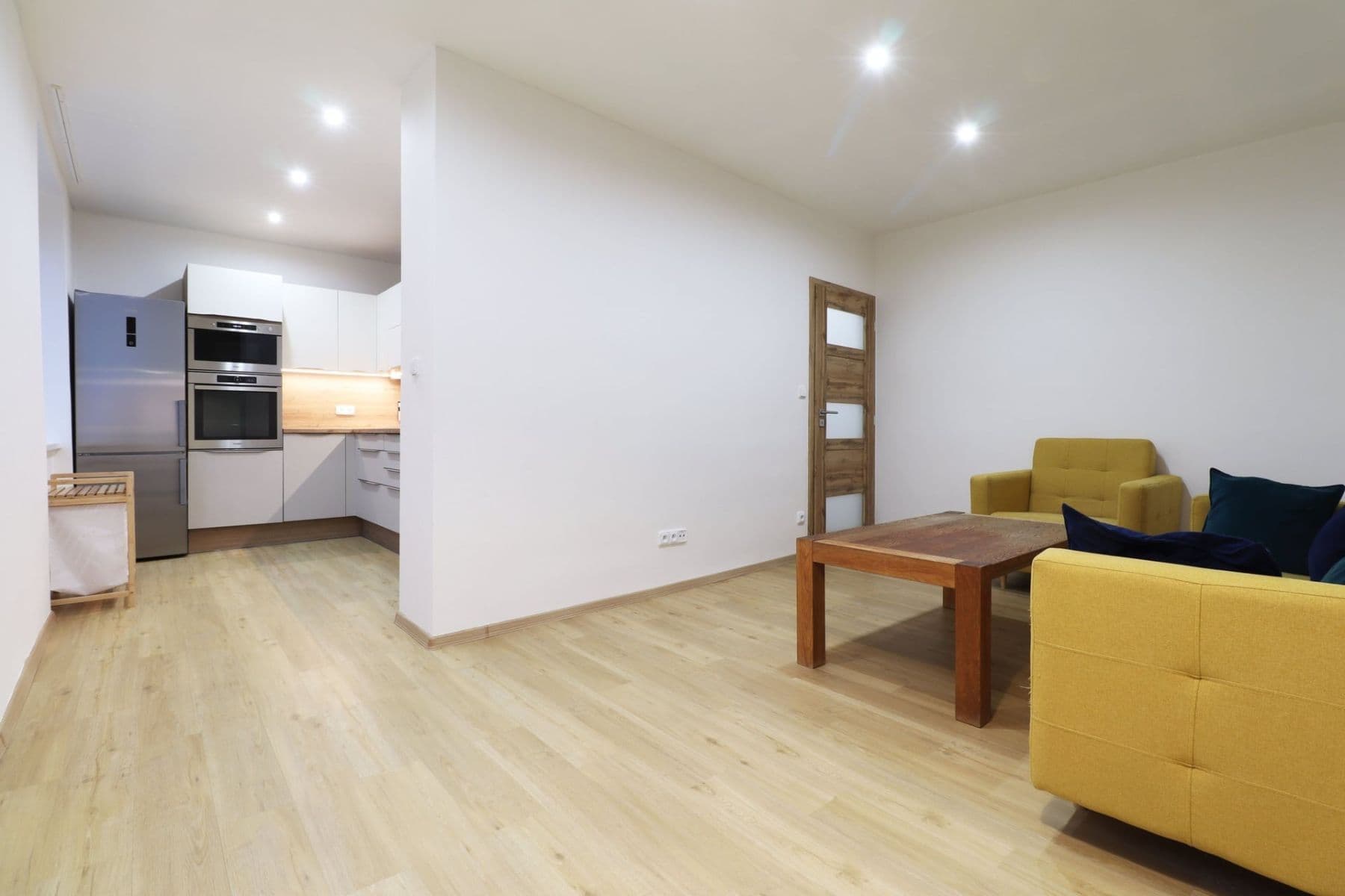 Pronájem bytu 2+kk 50 m², Sídliště, Brandýs nad Labem-Stará Boleslav, Středočeský kraj Pronájem bytu 2+kk 50 m², Sídliště, Brandýs nad Labem-Stará Boleslav, Středočeský kraj