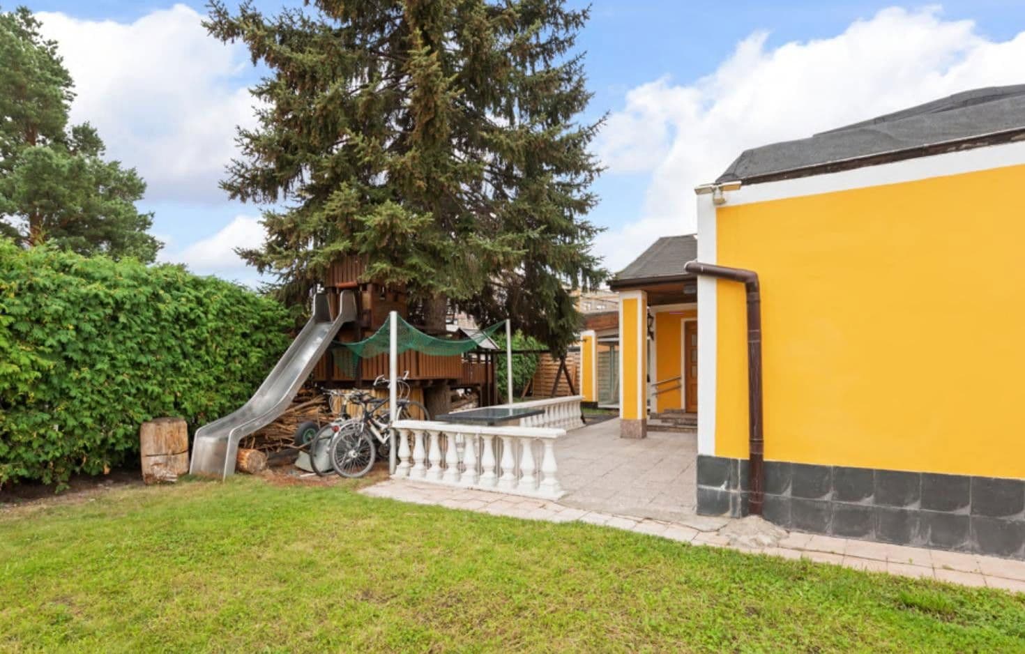 Pronájem domu 176 m², pozemek 793 m², Berlin, Berlín Pronájem domu 176 m², pozemek 793 m², Berlin, Berlín