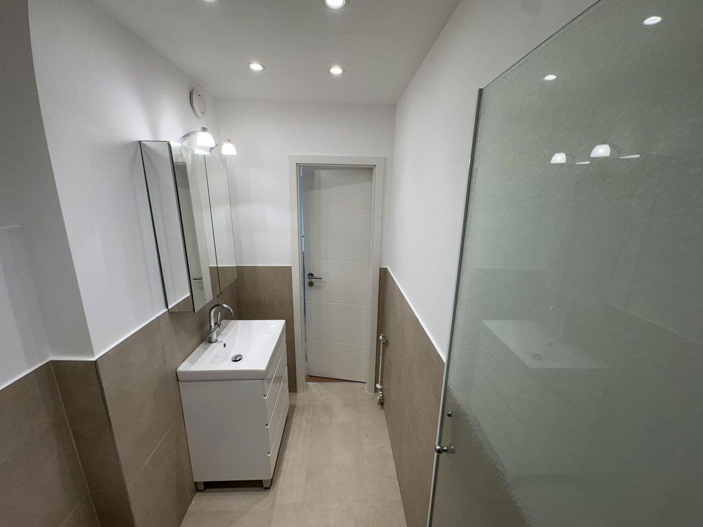 Prodej bytu 3+1 77 m², Waisenhausgasse 11, Köln, Severní Porýní-Vestfálsko Prodej bytu 3+1 77 m², Waisenhausgasse 11, Köln, Severní Porýní-Vestfálsko