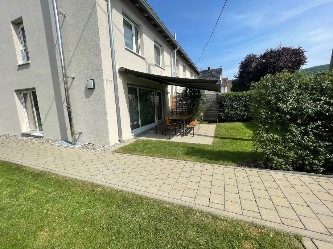 Prodej domu 117 m², pozemek 341 m², Ziegelhüttestr. 18/2, Reutlingen, Bádensko-Württembersko Prodej domu 117 m², pozemek 341 m², Ziegelhüttestr. 18/2, Reutlingen, Bádensko-Württembersko