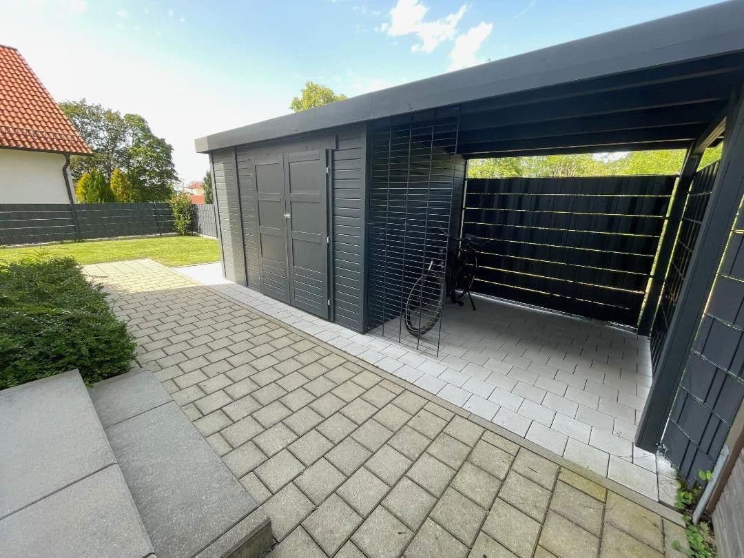 Prodej domu 117 m², pozemek 341 m², Ziegelhüttestr. 18/2, Reutlingen, Bádensko-Württembersko Prodej domu 117 m², pozemek 341 m², Ziegelhüttestr. 18/2, Reutlingen, Bádensko-Württembersko