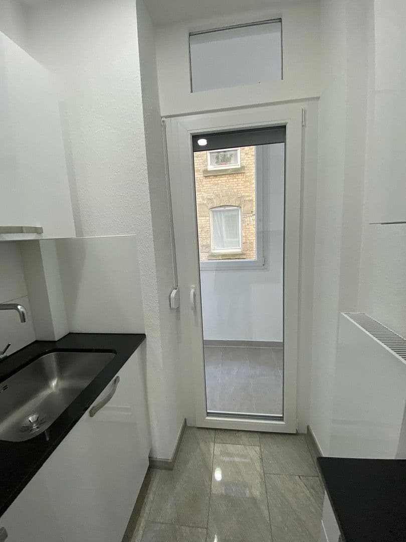 Pronájem bytu 3+1 64 m², Böcklerstr. 15, Stuttgart, Bádensko-Württembersko Pronájem bytu 3+1 64 m², Böcklerstr. 15, Stuttgart, Bádensko-Württembersko