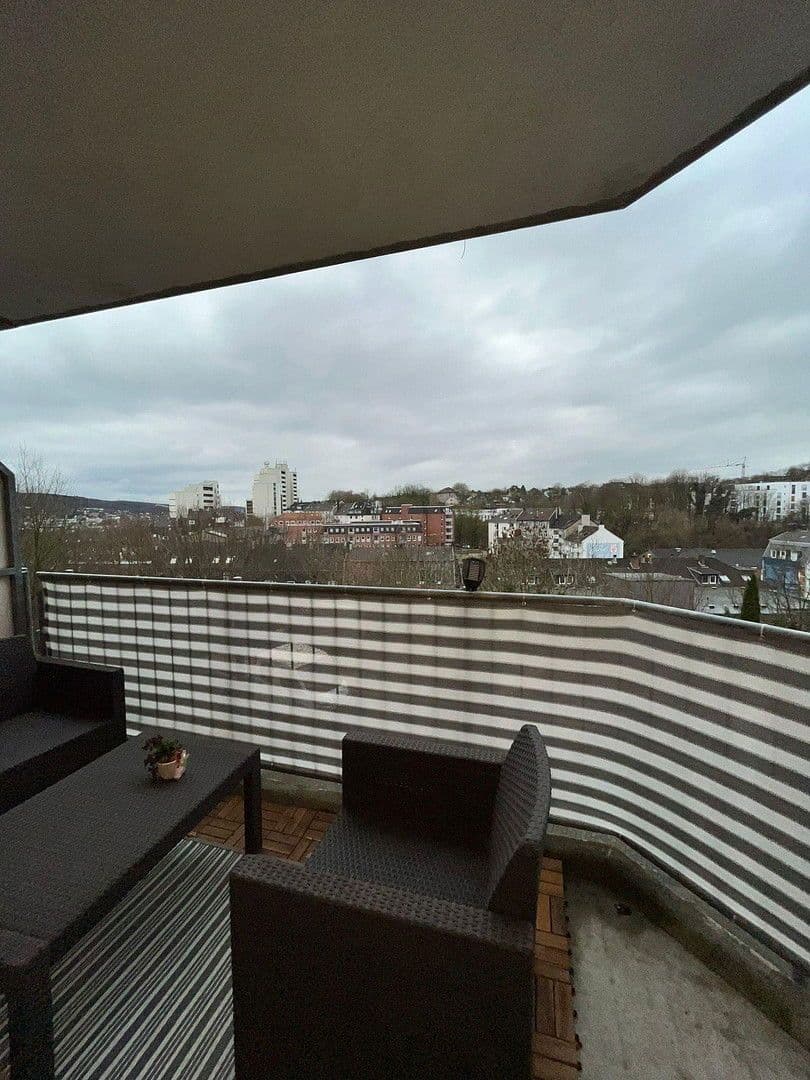 Pronájem bytu 3+1 75 m², Wuppertal, Severní Porýní-Vestfálsko Pronájem bytu 3+1 75 m², Wuppertal, Severní Porýní-Vestfálsko