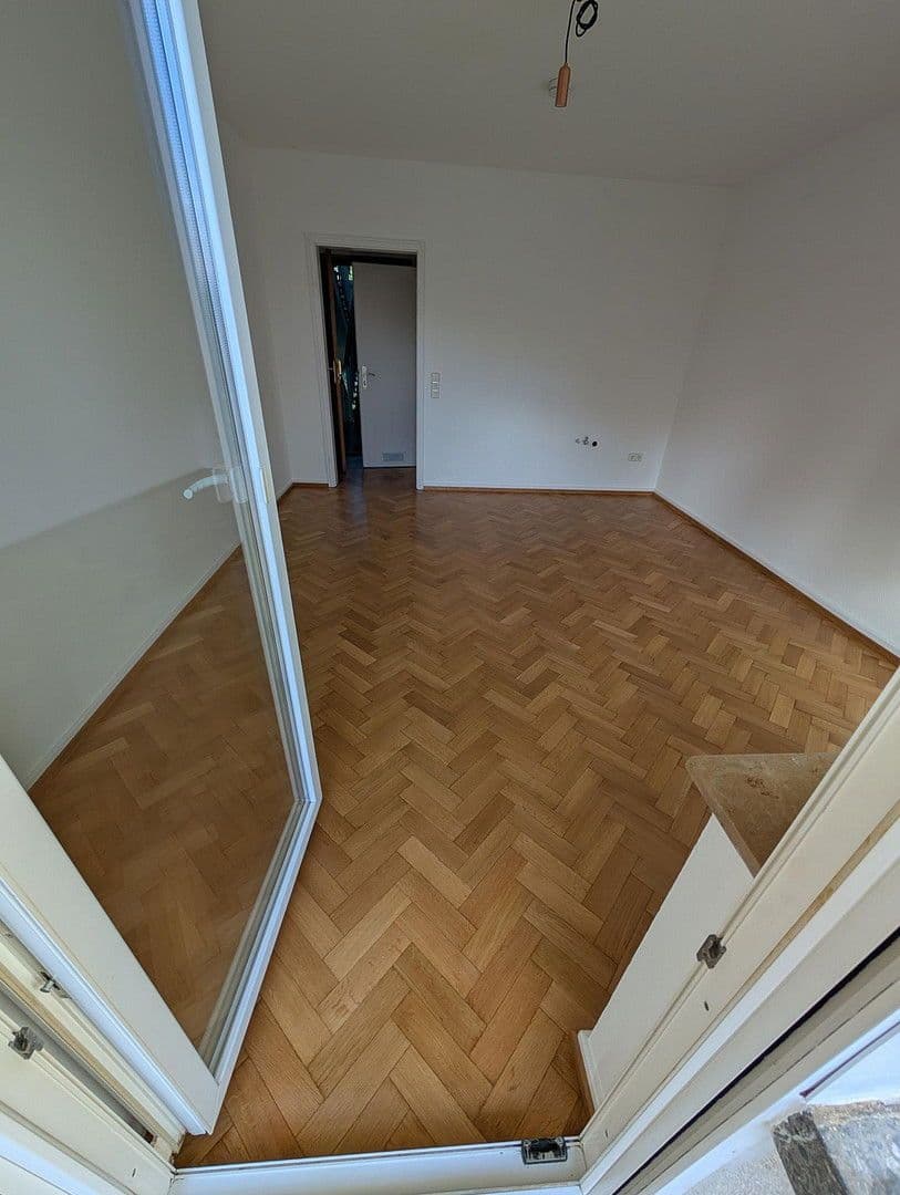 Pronájem bytu 1+1 23 m², Winterhalterstraße 7-9, Baden-Baden, Bádensko-Württembersko Pronájem bytu 1+1 23 m², Winterhalterstraße 7-9, Baden-Baden, Bádensko-Württembersko