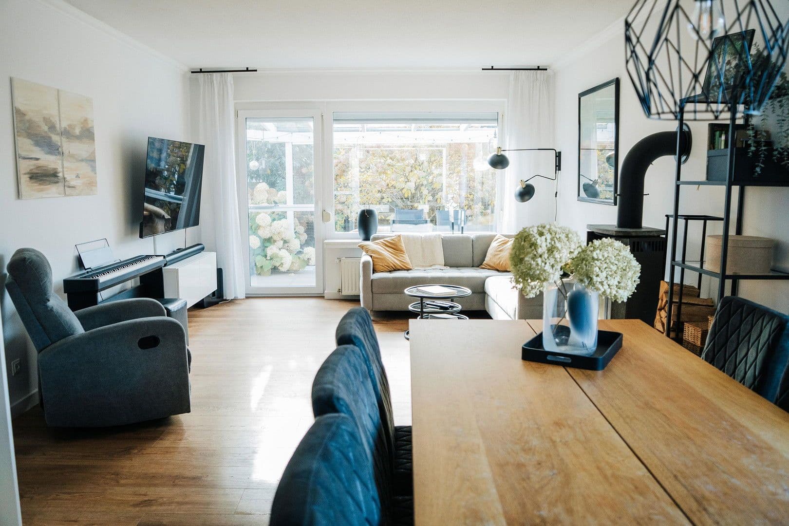 Prodej domu 117 m², pozemek 587 m², Achim, Dolní Sasko Prodej domu 117 m², pozemek 587 m², Achim, Dolní Sasko