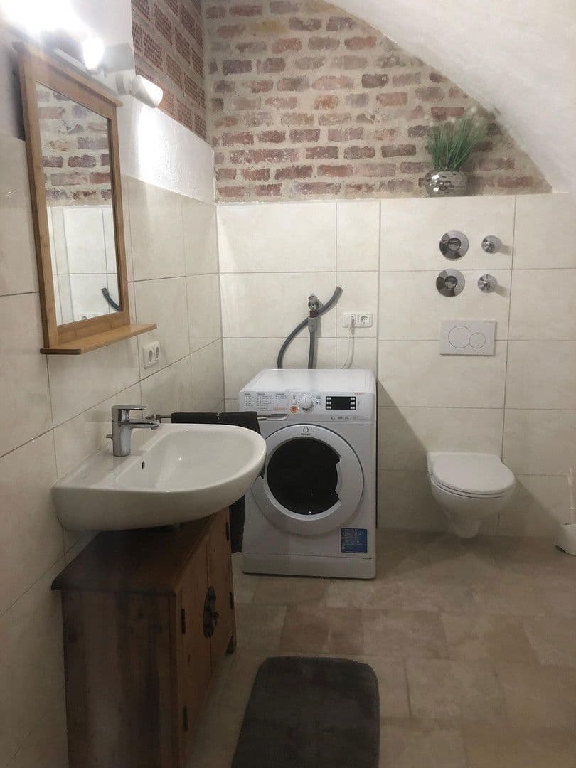 Pronájem bytu 1+1 65 m², Haag an der Amper, Bavorsko Pronájem bytu 1+1 65 m², Haag an der Amper, Bavorsko