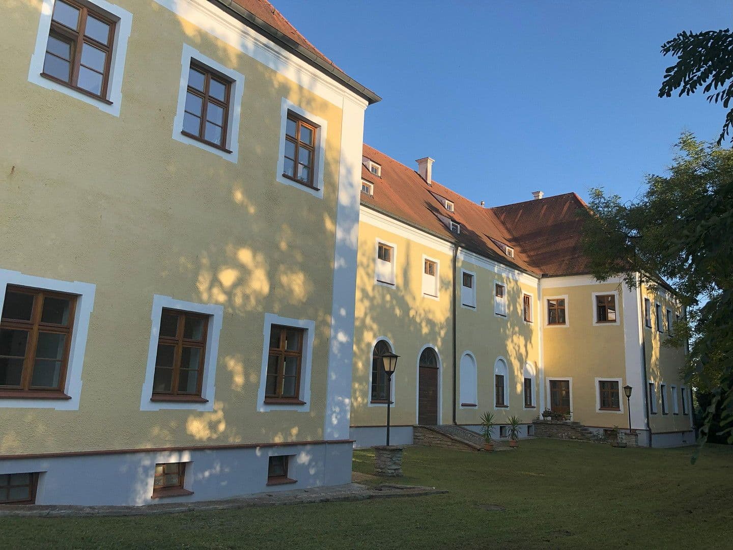 Pronájem bytu 1+1 65 m², Haag an der Amper, Bavorsko Pronájem bytu 1+1 65 m², Haag an der Amper, Bavorsko