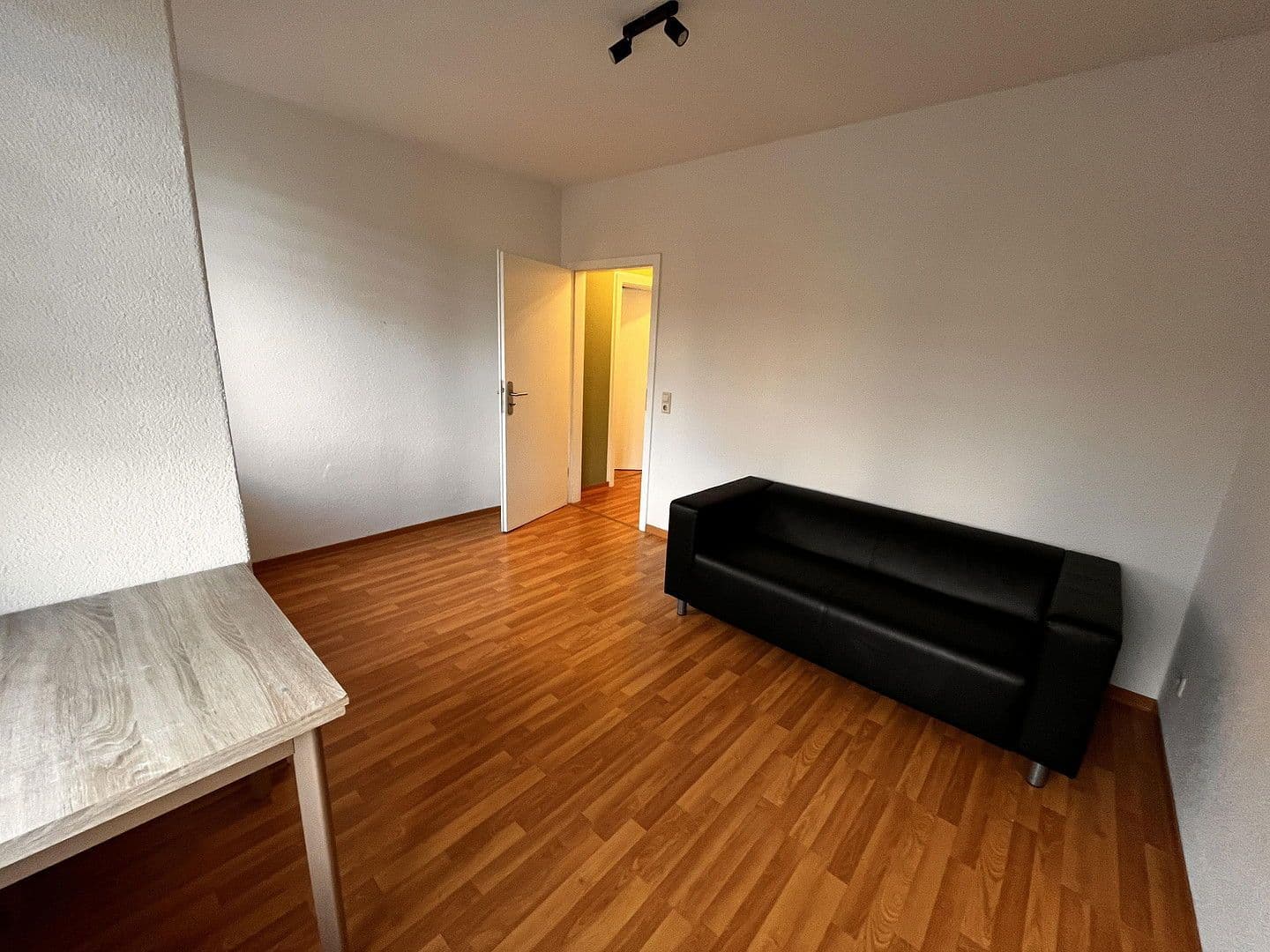 Pronájem bytu 3+1 67 m², Zwönitzer Str. 14, Stollberg/Erzgebirge, Sasko Pronájem bytu 3+1 67 m², Zwönitzer Str. 14, Stollberg/Erzgebirge, Sasko