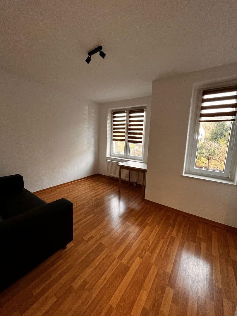 Pronájem bytu 3+1 67 m², Zwönitzer Str. 14, Stollberg/Erzgebirge, Sasko Pronájem bytu 3+1 67 m², Zwönitzer Str. 14, Stollberg/Erzgebirge, Sasko