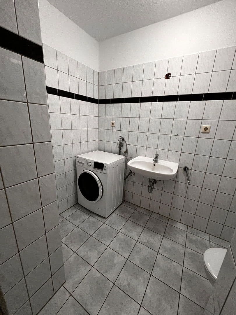 Pronájem bytu 3+1 67 m², Zwönitzer Str. 14, Stollberg/Erzgebirge, Sasko Pronájem bytu 3+1 67 m², Zwönitzer Str. 14, Stollberg/Erzgebirge, Sasko