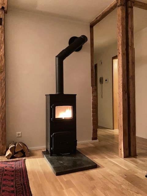 Pronájem bytu 3+kk 73 m², Stuttgart, Bádensko-Württembersko Pronájem bytu 3+kk 73 m², Stuttgart, Bádensko-Württembersko