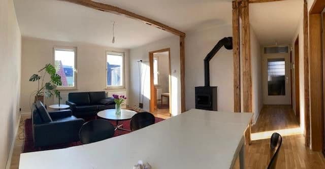 Pronájem bytu 3+kk 73 m², Stuttgart, Bádensko-Württembersko Pronájem bytu 3+kk 73 m², Stuttgart, Bádensko-Württembersko