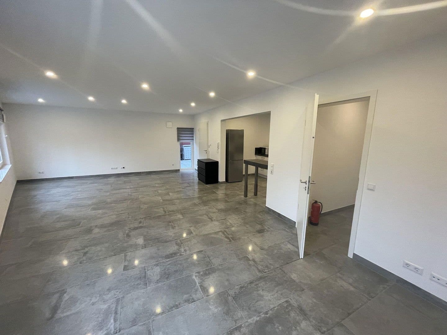 Pronájem bytu 2+1 83 m², Weil der Stadt, Bádensko-Württembersko Pronájem bytu 2+1 83 m², Weil der Stadt, Bádensko-Württembersko