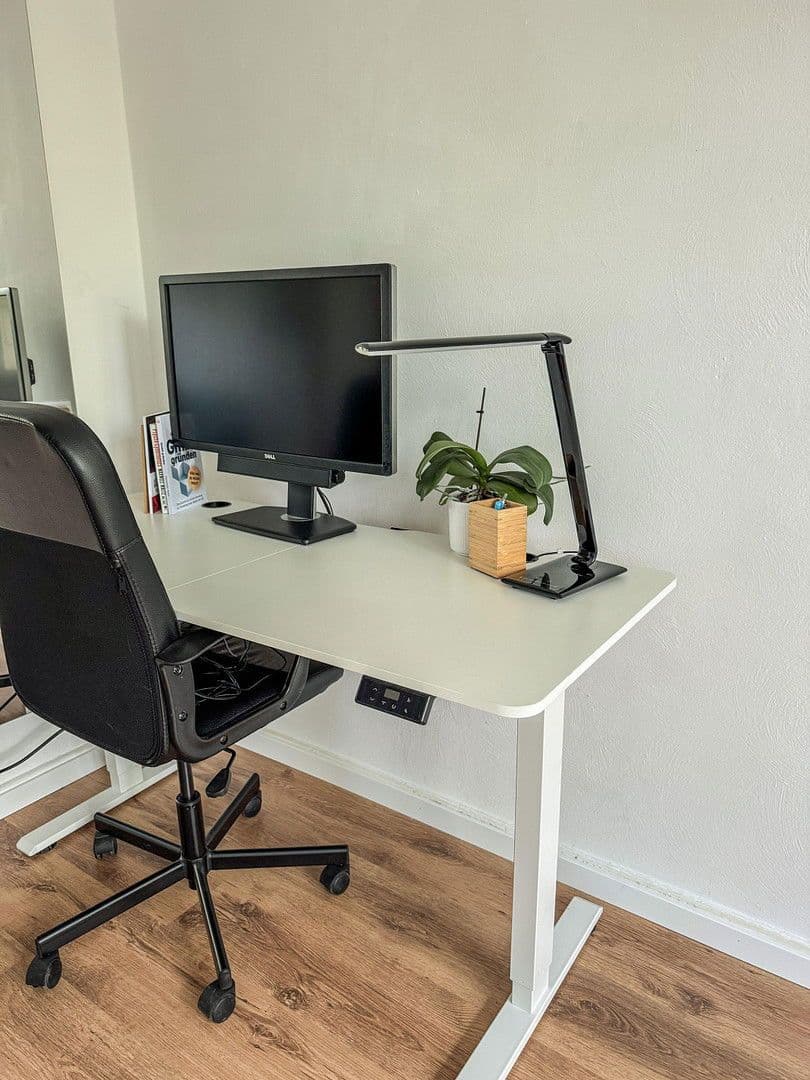 Pronájem bytu 3+1 86 m², Viktoriastr. 32, Dortmund, Severní Porýní-Vestfálsko Pronájem bytu 3+1 86 m², Viktoriastr. 32, Dortmund, Severní Porýní-Vestfálsko