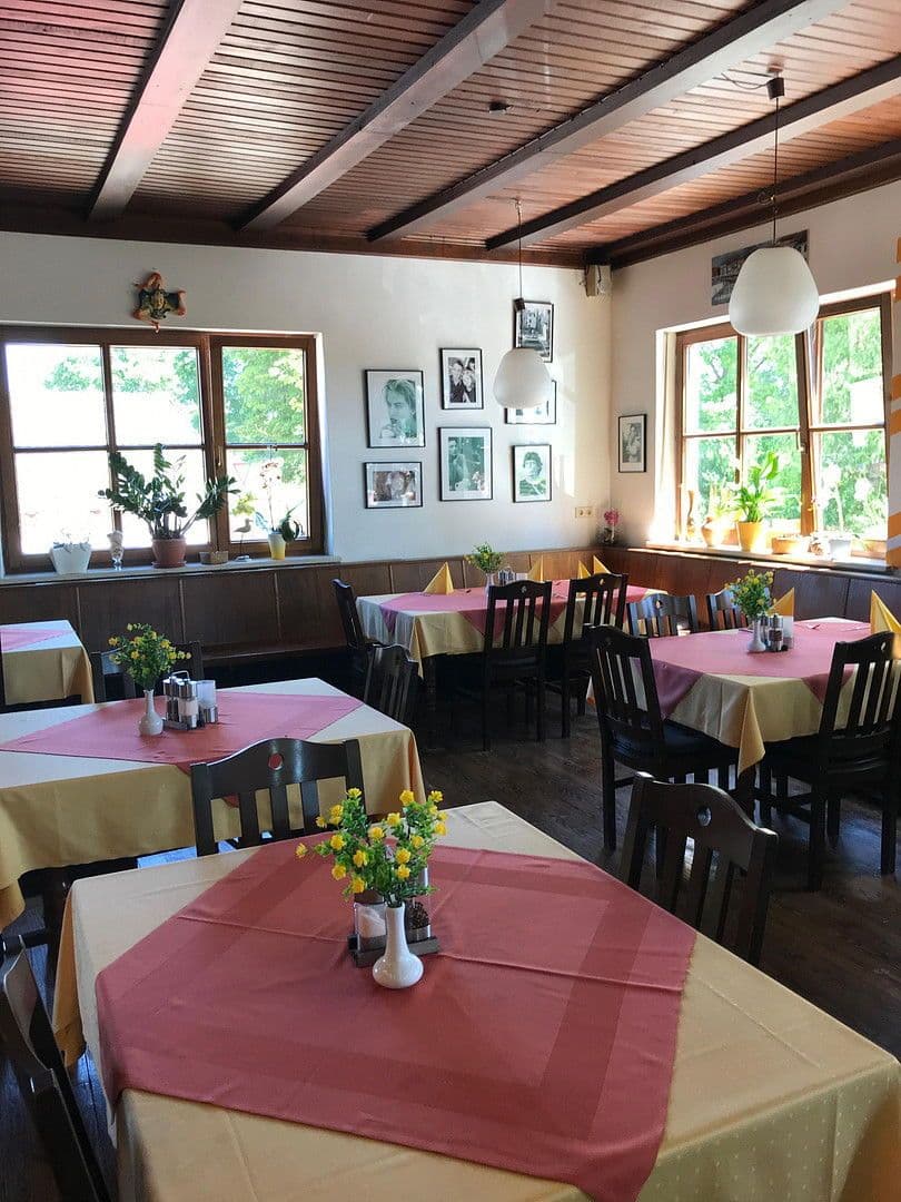 Pronájem nebytového prostoru 8.651 m², Ilmklause 1, Münchsmünster, Bavorsko Pronájem nebytového prostoru 8.651 m², Ilmklause 1, Münchsmünster, Bavorsko