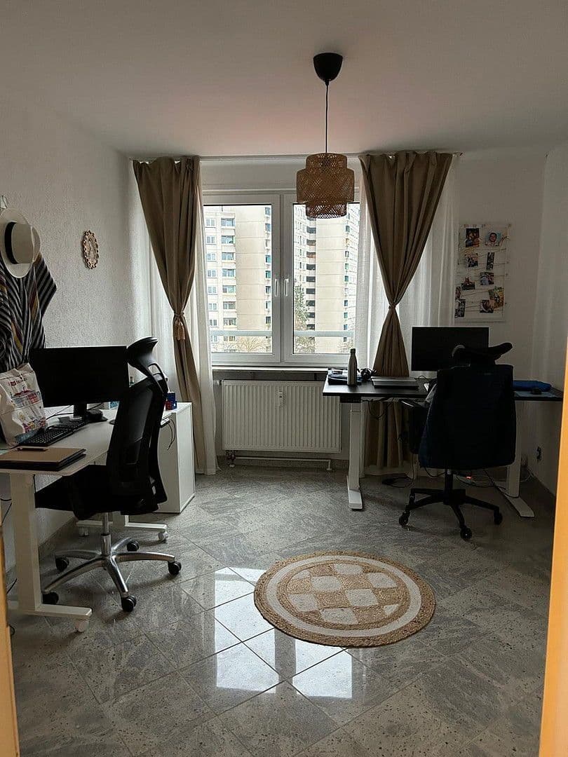 Pronájem bytu 3+1 83 m², Frankfurt am Main, Hessen Pronájem bytu 3+1 83 m², Frankfurt am Main, Hessen