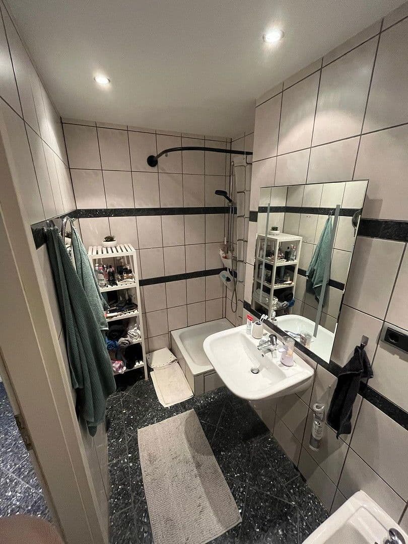 Pronájem bytu 3+1 83 m², Frankfurt am Main, Hessen Pronájem bytu 3+1 83 m², Frankfurt am Main, Hessen