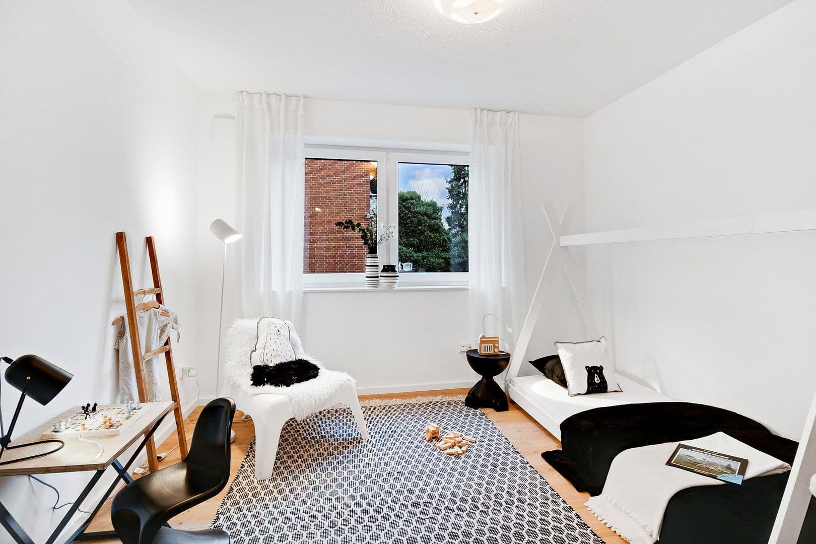 Prodej bytu 4+1 107 m², Höftestraße 47, Münster, Severní Porýní-Vestfálsko Prodej bytu 4+1 107 m², Höftestraße 47, Münster, Severní Porýní-Vestfálsko