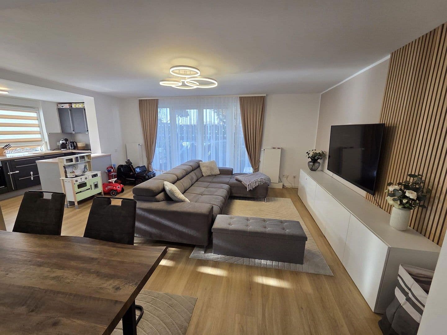 Prodej bytu 3+1 97 m², St.Clemens-Str 12, Erftstadt, Severní Porýní-Vestfálsko Prodej bytu 3+1 97 m², St.Clemens-Str 12, Erftstadt, Severní Porýní-Vestfálsko