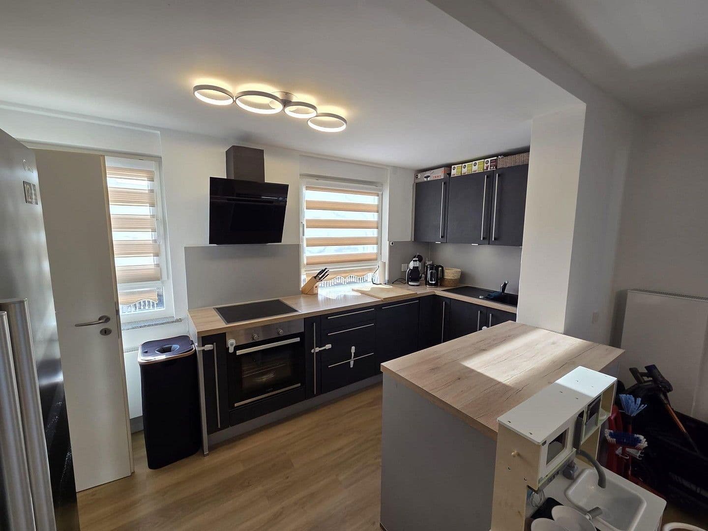 Prodej bytu 3+1 97 m², St.Clemens-Str 12, Erftstadt, Severní Porýní-Vestfálsko Prodej bytu 3+1 97 m², St.Clemens-Str 12, Erftstadt, Severní Porýní-Vestfálsko