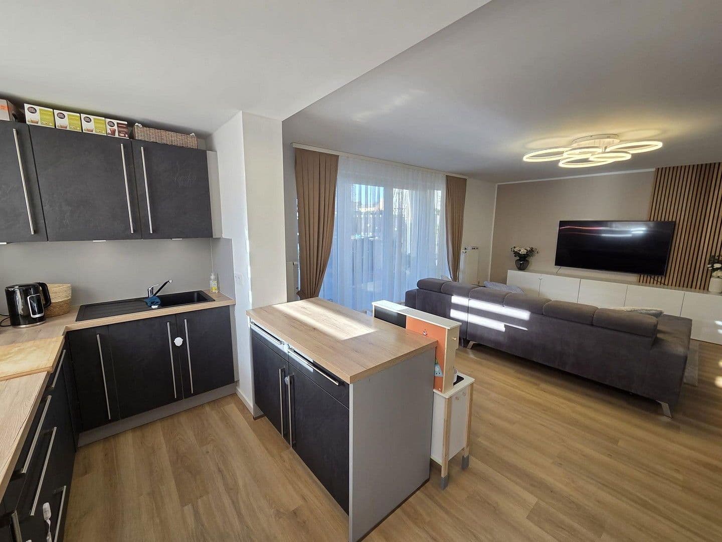 Prodej bytu 3+1 97 m², St.Clemens-Str 12, Erftstadt, Severní Porýní-Vestfálsko Prodej bytu 3+1 97 m², St.Clemens-Str 12, Erftstadt, Severní Porýní-Vestfálsko