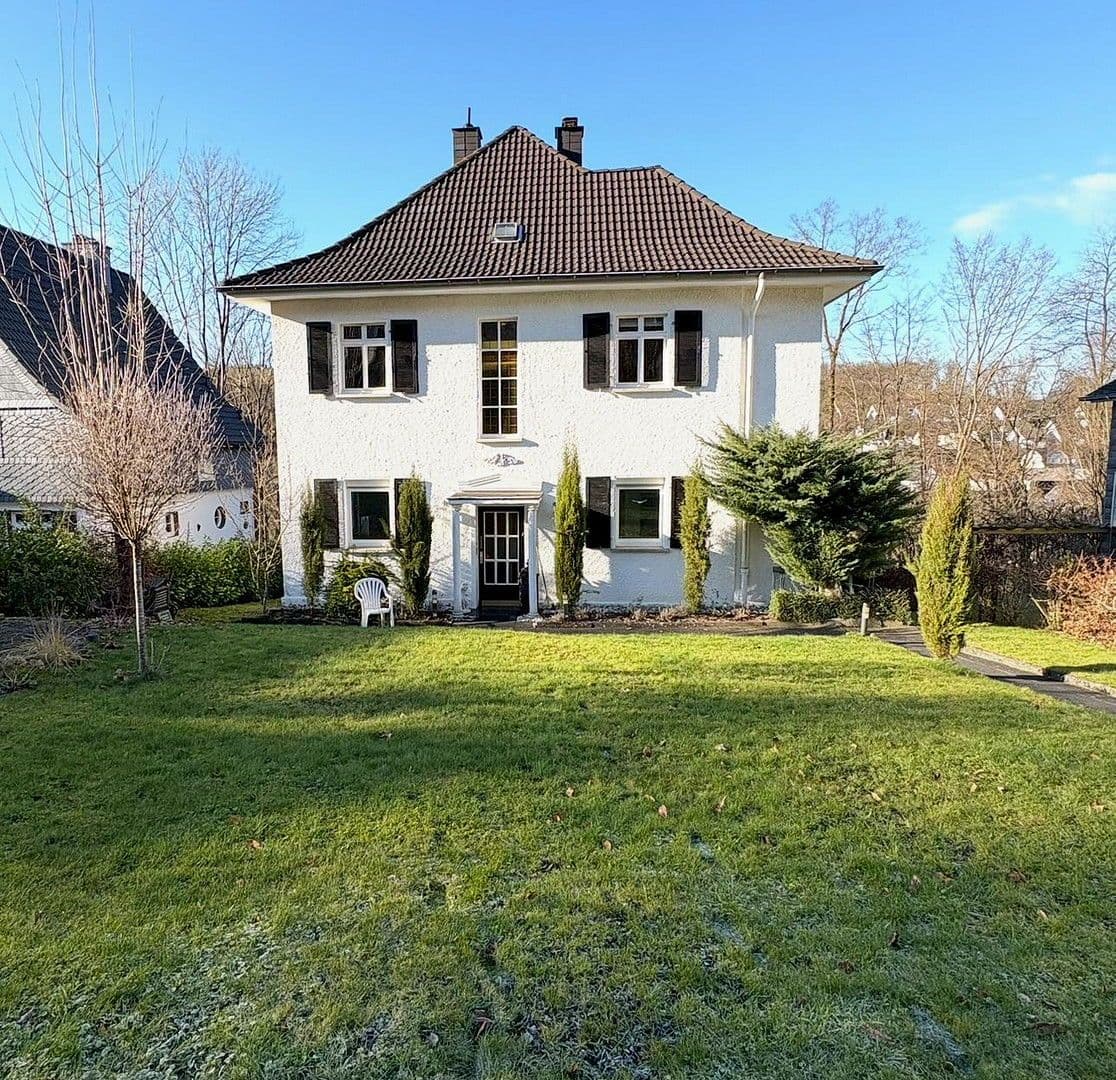 Pronájem bytu 3+1 91 m², Freiherr vom Stein Straße 28, Betzdorf, Porýní-Falc Pronájem bytu 3+1 91 m², Freiherr vom Stein Straße 28, Betzdorf, Porýní-Falc