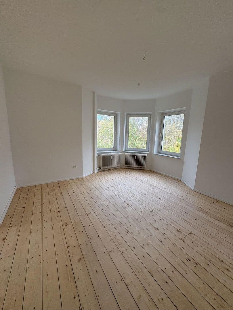 Pronájem bytu 3+1 91 m², Freiherr vom Stein Straße 28, Betzdorf, Porýní-Falc Pronájem bytu 3+1 91 m², Freiherr vom Stein Straße 28, Betzdorf, Porýní-Falc
