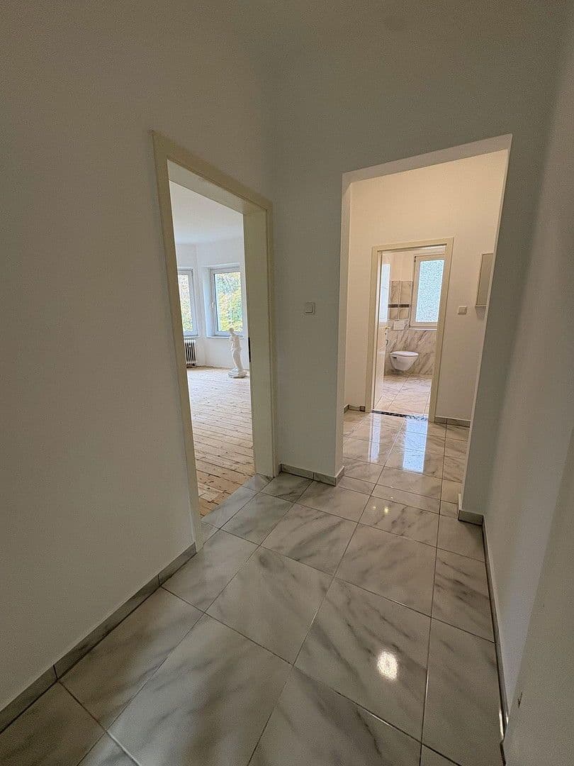 Pronájem bytu 3+1 91 m², Freiherr vom Stein Straße 28, Betzdorf, Porýní-Falc Pronájem bytu 3+1 91 m², Freiherr vom Stein Straße 28, Betzdorf, Porýní-Falc