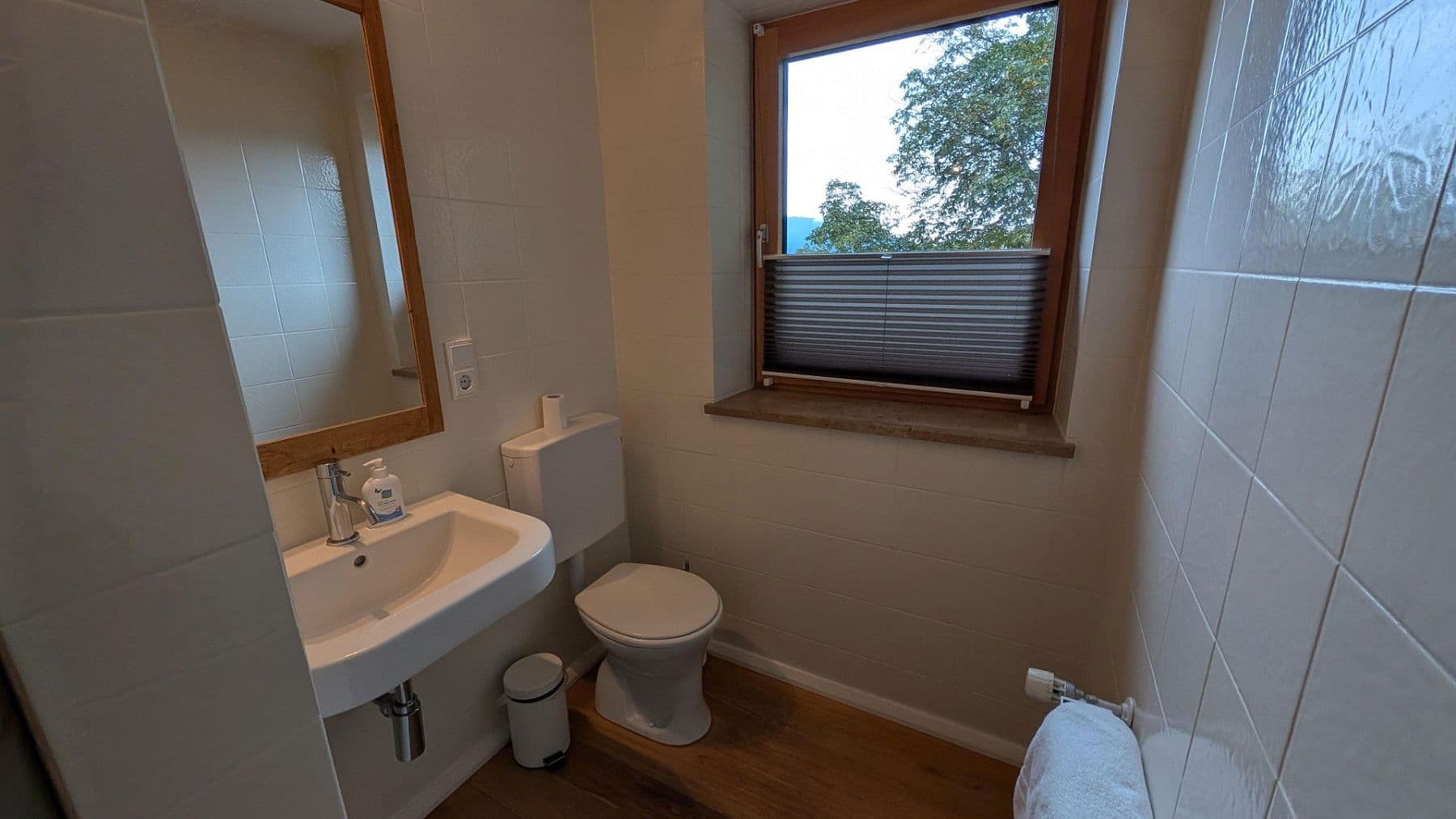 Prodej domu 204 m², pozemek 1.156 m², Sonnenweg 11, Fischbachau, Bavorsko Prodej domu 204 m², pozemek 1.156 m², Sonnenweg 11, Fischbachau, Bavorsko