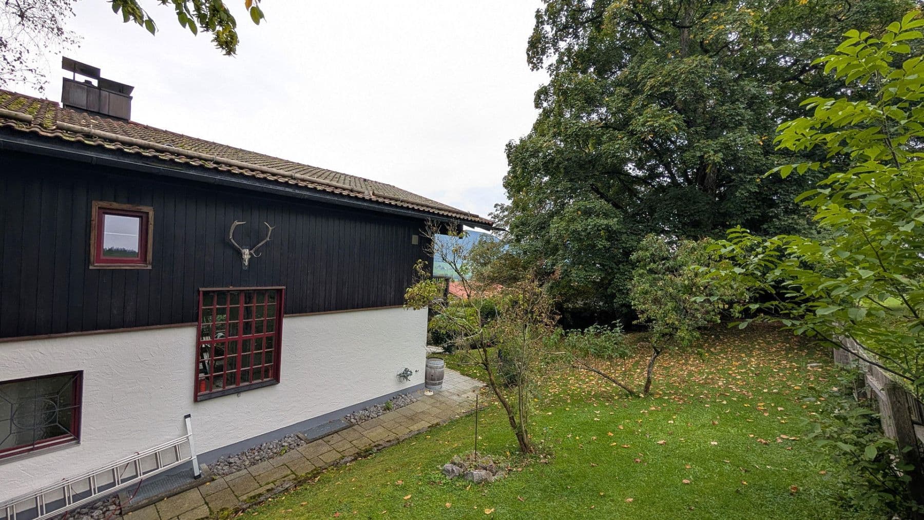 Prodej domu 204 m², pozemek 1.156 m², Sonnenweg 11, Fischbachau, Bavorsko Prodej domu 204 m², pozemek 1.156 m², Sonnenweg 11, Fischbachau, Bavorsko