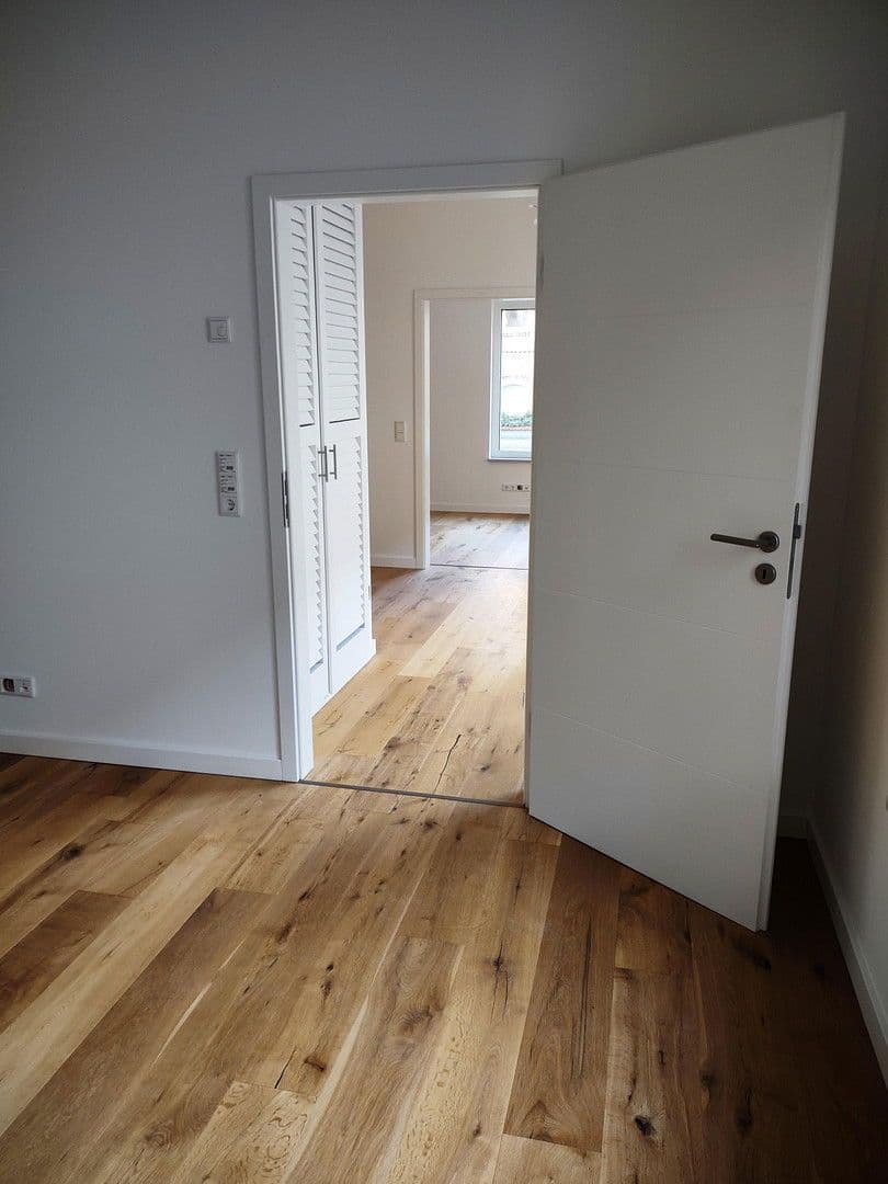 Prodej bytu 3+1 115 m², Halle, Sasko-Anhaltsko Prodej bytu 3+1 115 m², Halle, Sasko-Anhaltsko