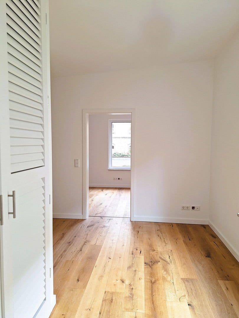 Prodej bytu 3+1 115 m², Halle, Sasko-Anhaltsko Prodej bytu 3+1 115 m², Halle, Sasko-Anhaltsko