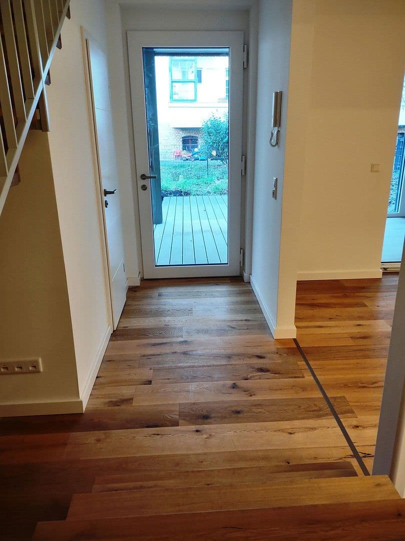 Prodej bytu 3+1 115 m², Halle, Sasko-Anhaltsko Prodej bytu 3+1 115 m², Halle, Sasko-Anhaltsko