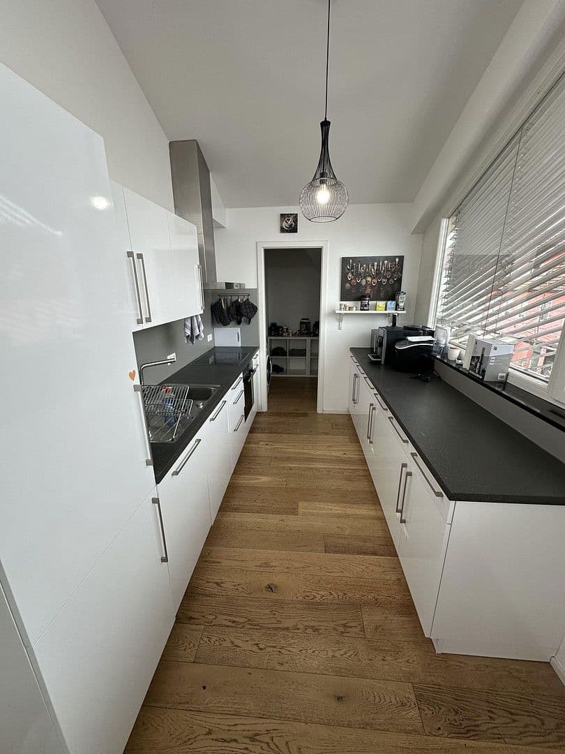 Pronájem bytu 2+kk 77 m², Körnerstr. 18/1, Ludwigsburg, Bádensko-Württembersko Pronájem bytu 2+kk 77 m², Körnerstr. 18/1, Ludwigsburg, Bádensko-Württembersko