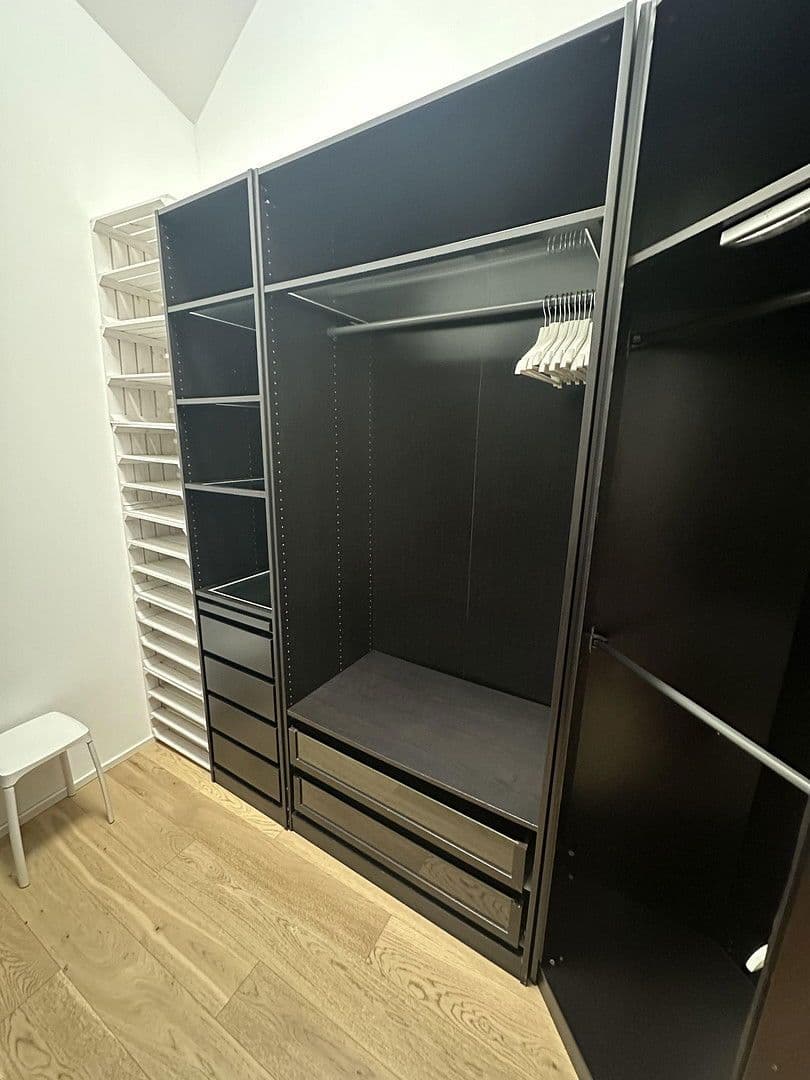 Pronájem bytu 2+kk 77 m², Körnerstr. 18/1, Ludwigsburg, Bádensko-Württembersko Pronájem bytu 2+kk 77 m², Körnerstr. 18/1, Ludwigsburg, Bádensko-Württembersko