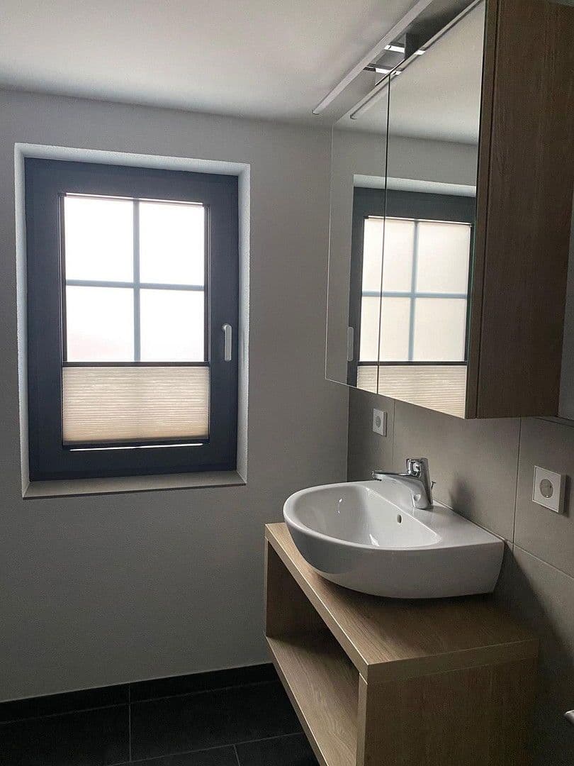 Pronájem nebytového prostoru 917 m², Möhlerplatz 2, Igersheim, Bádensko-Württembersko Pronájem nebytového prostoru 917 m², Möhlerplatz 2, Igersheim, Bádensko-Württembersko