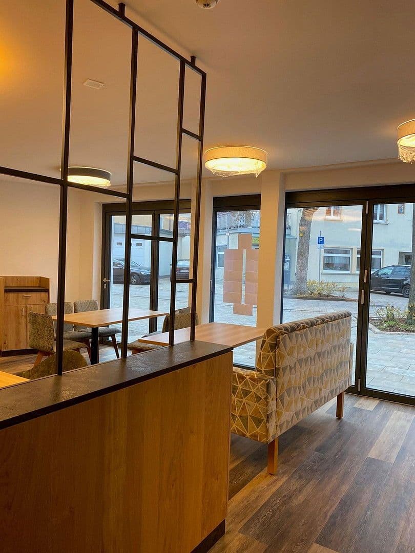 Pronájem nebytového prostoru 917 m², Möhlerplatz 2, Igersheim, Bádensko-Württembersko Pronájem nebytového prostoru 917 m², Möhlerplatz 2, Igersheim, Bádensko-Württembersko