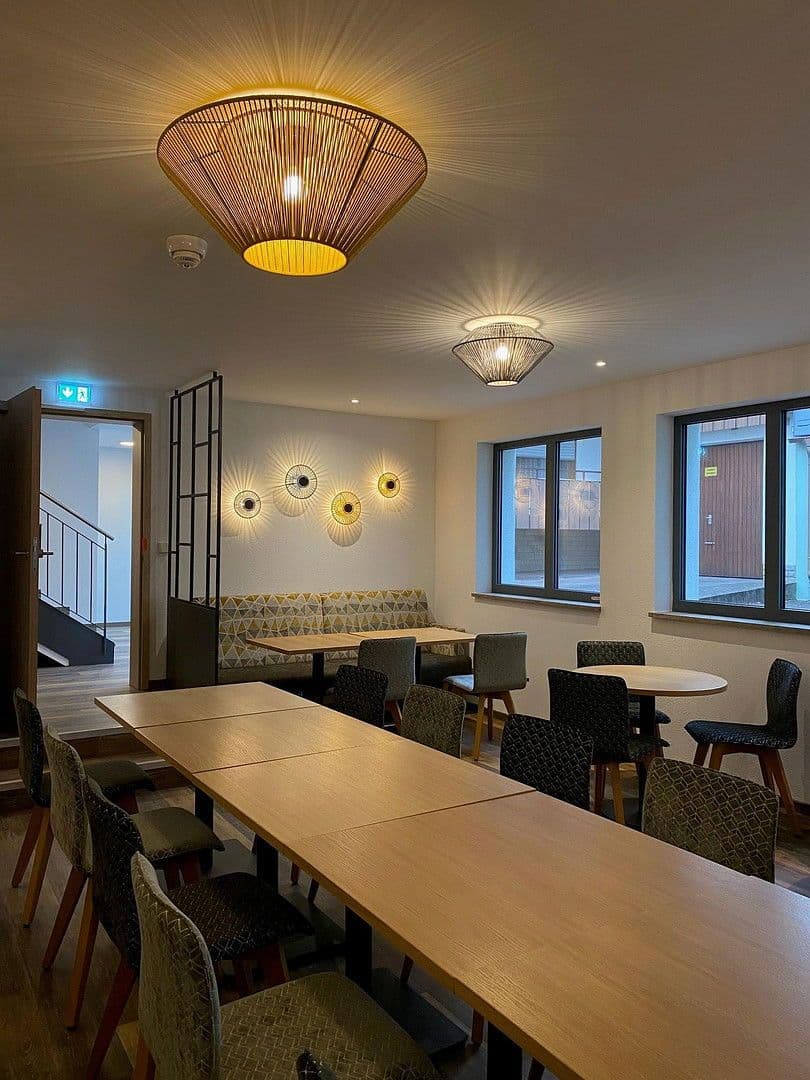 Pronájem nebytového prostoru 917 m², Möhlerplatz 2, Igersheim, Bádensko-Württembersko Pronájem nebytového prostoru 917 m², Möhlerplatz 2, Igersheim, Bádensko-Württembersko